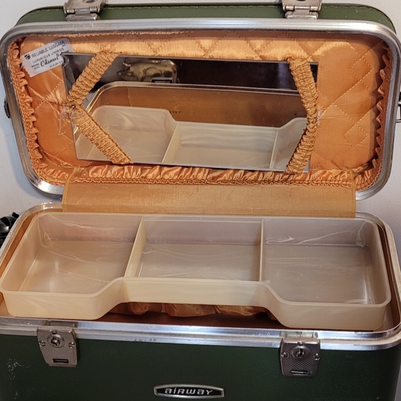 Airway Other Vintage Robin Egg Green Airway Train Makeup Travel Reliable Luggage Case Bag